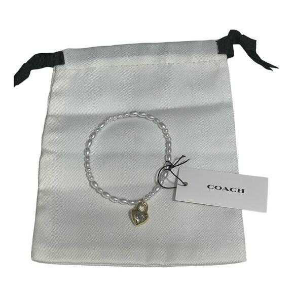 Coach Heart Lock Stretch Bracelet Glass pearls, plated brass and cubic zirconia - Picture 2 of 5